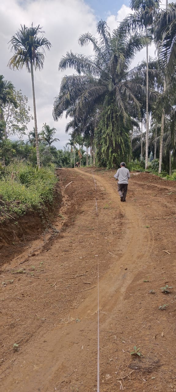 Pembukaan Jalan Usaha Tani Taruko